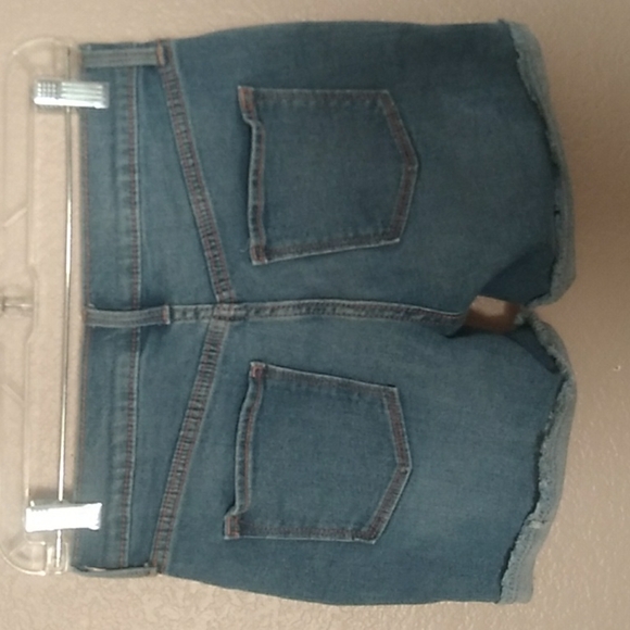 Old Navy | Girls  Denim Shorts | 14 | - Picture 2 of 15